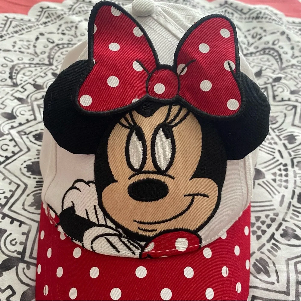 Girls Minnie Mouse Hat - Picture 3 of 6